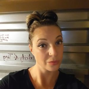 Meet your Posher, Allyne